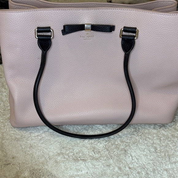 NWOT Kate Spade Pink Tote with Black Bow Accents - Picture 1 of 14